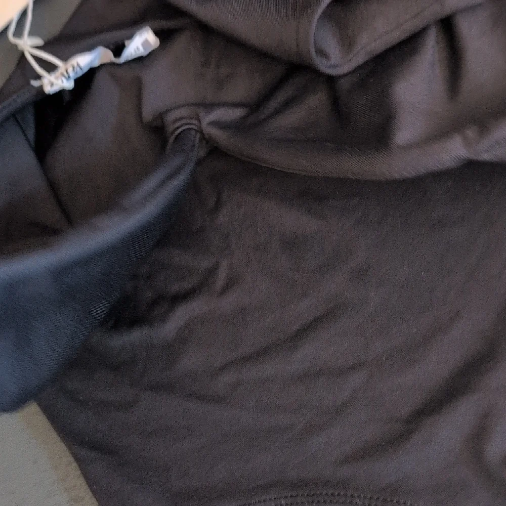 Zara Black Sleeveless Asymmetrical Bodysuit - Picture 6 of 9